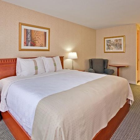 Holiday Inn Montreal Midtown Δωμάτιο φωτογραφία
