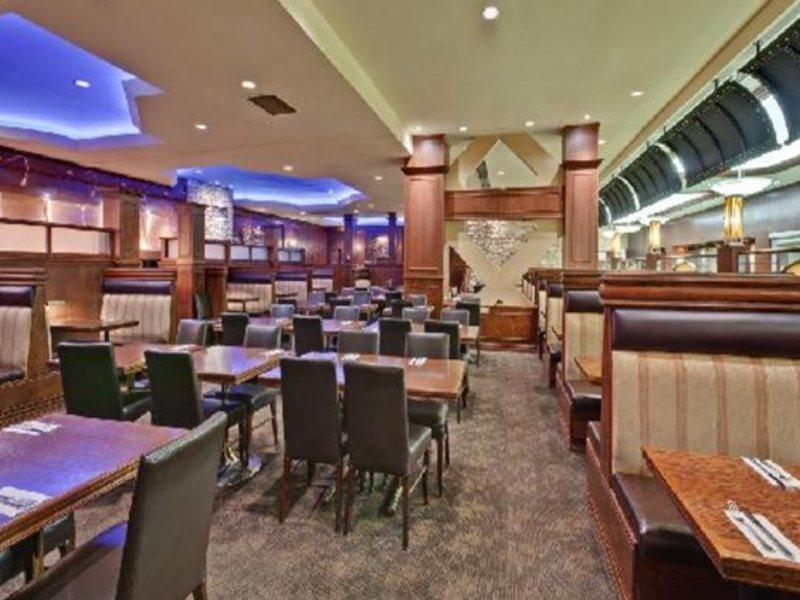 Holiday Inn Montreal Midtown Εξωτερικό φωτογραφία