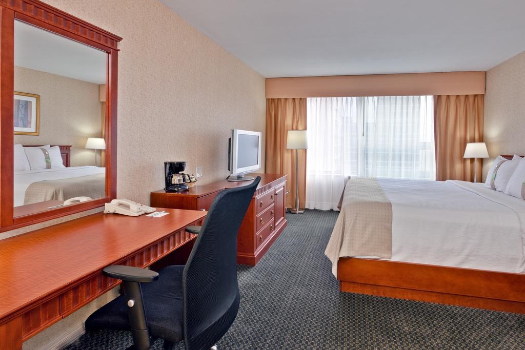 Holiday Inn Montreal Midtown Δωμάτιο φωτογραφία