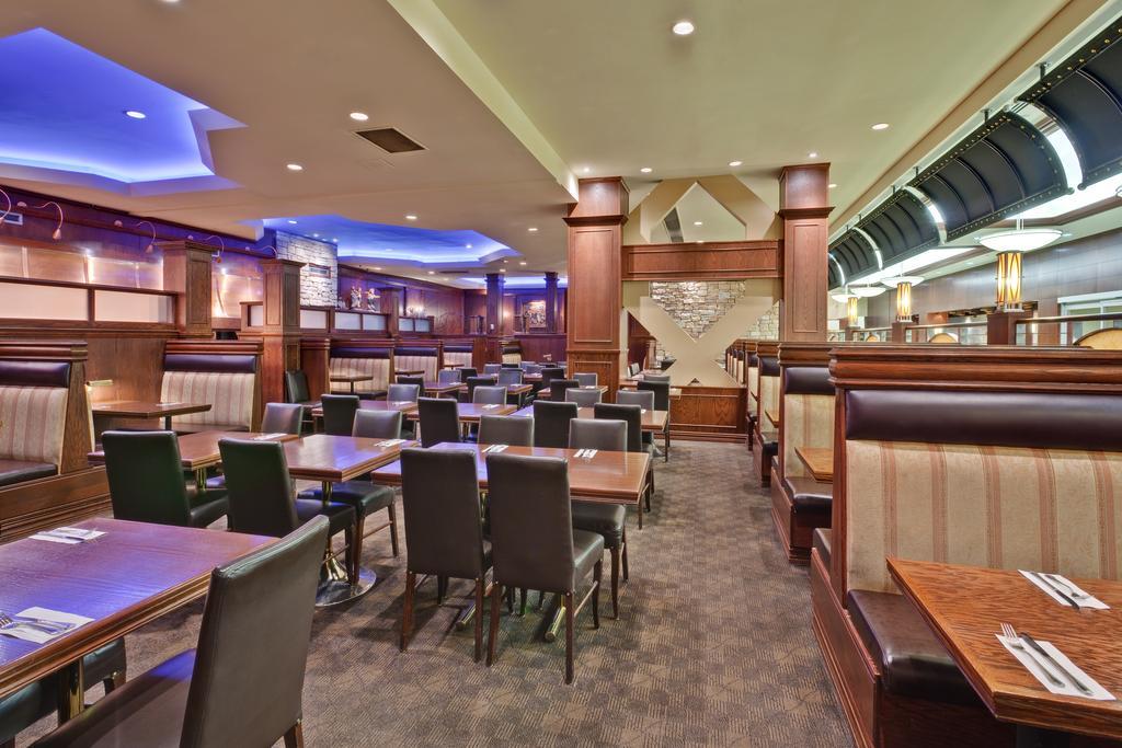 Holiday Inn Montreal Midtown Εξωτερικό φωτογραφία